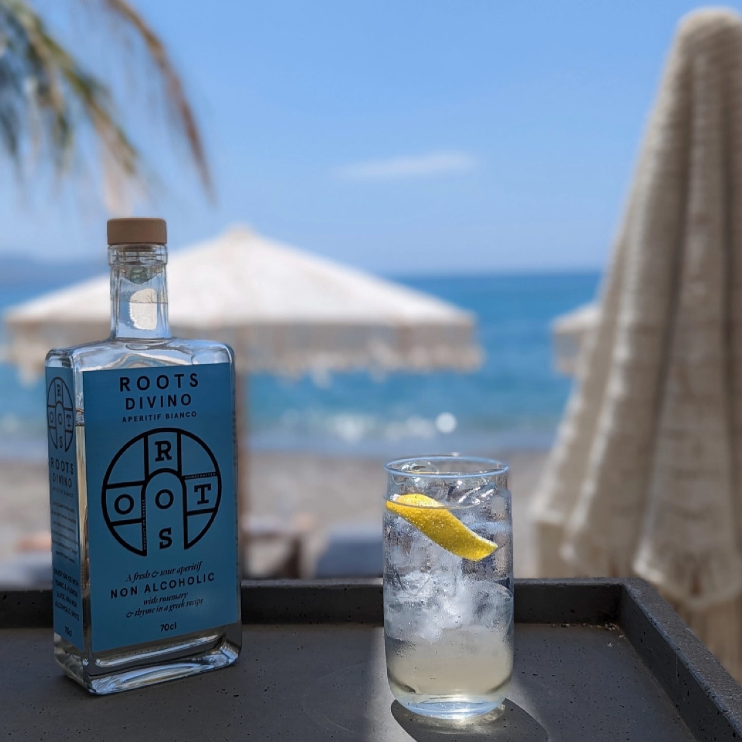 Roots Divino Bianco Non-Alcoholic Aperitif
